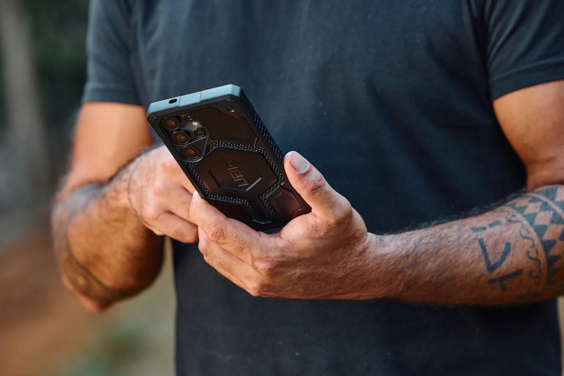 3_uag_monarch_pro_kevlar_samsung_galaxy_s25_ultra_s25_plus_s25